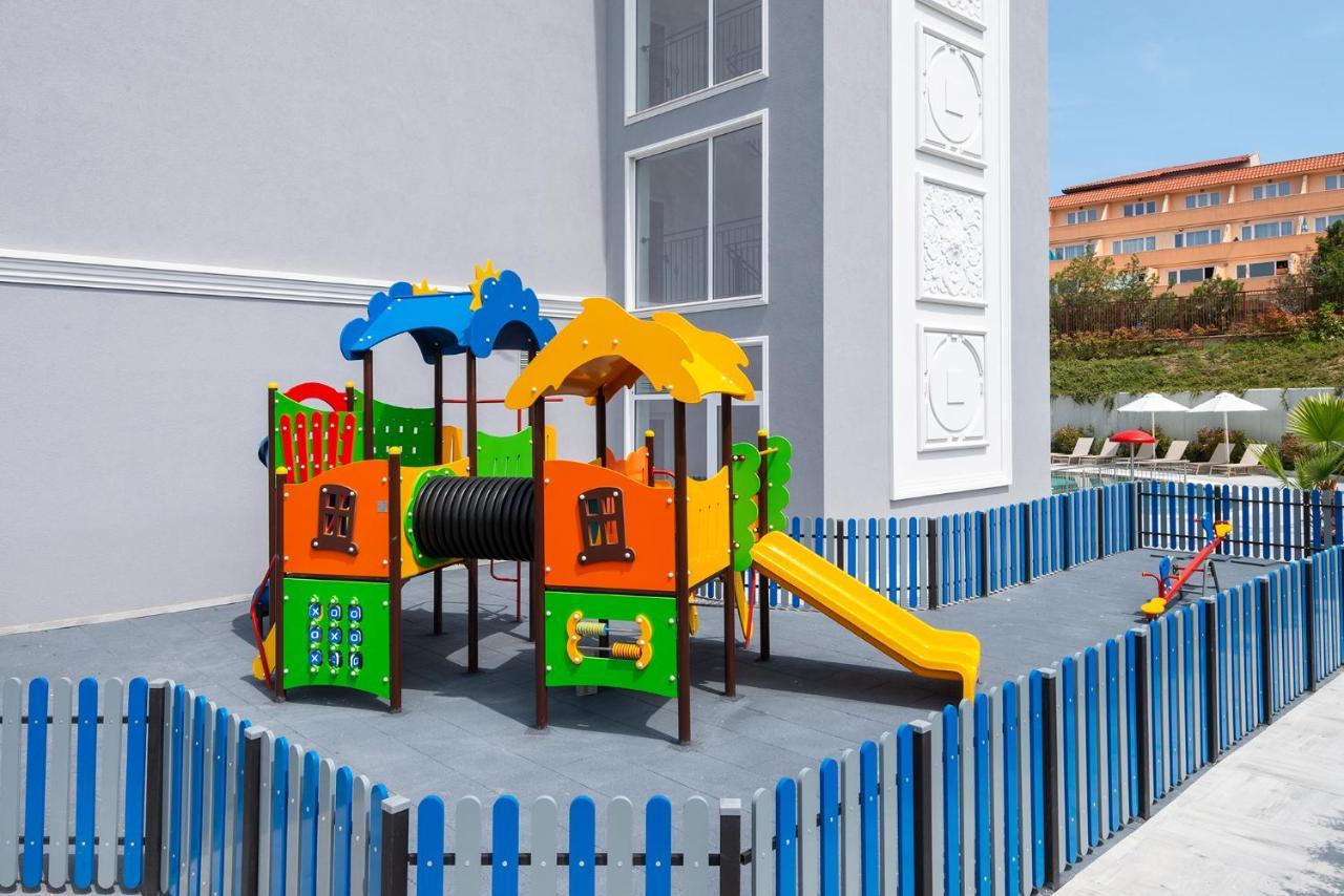 Siena Premium Retreat Hotel Lozenets Exterior photo
